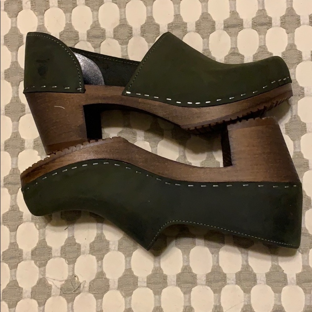 Heeled clogs - Picture 6 of 6